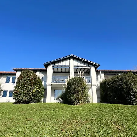 Izarpean Appartement *